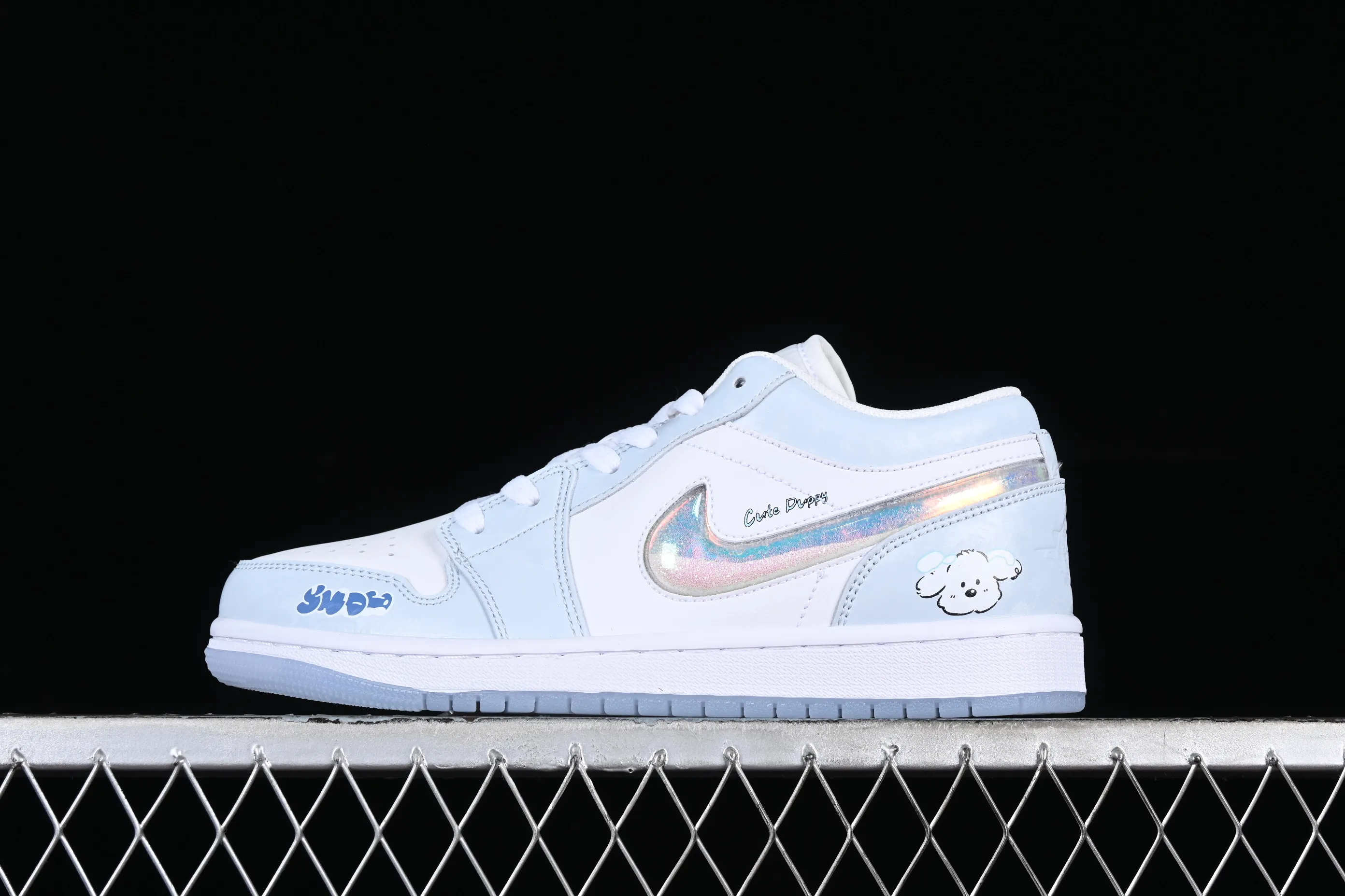 All categories Air Jordan Jordan series basketball shoes Air Jordan 1 Low Air Jordan 1 Low AJ1 Joe 1 Christmas customization Ice and Snow Puppy Low-top cultural and casual sneakers FQ9112-100